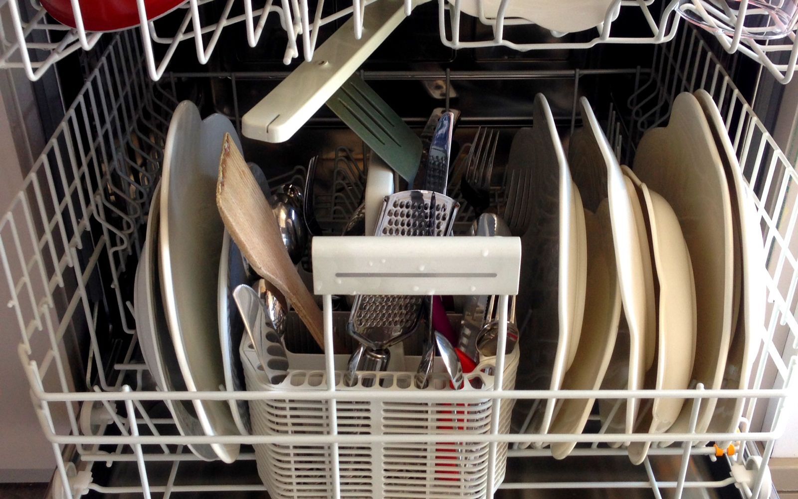 Dishwasher Repair Dallas &ndash; Dishwasher repair Dallas service on a built-in stainless dishwasher