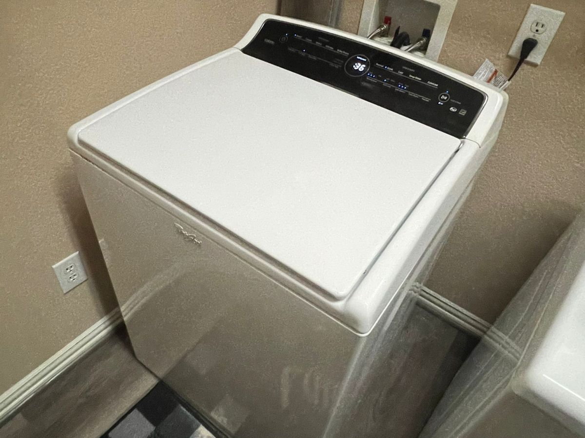 Appliance repair Dallas – Elite Appliances Repairs completed job in a Dallas kitchen